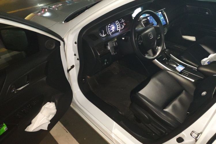 Used Honda Accord 2014 2.0L LX Comfort Edition Driver Seat