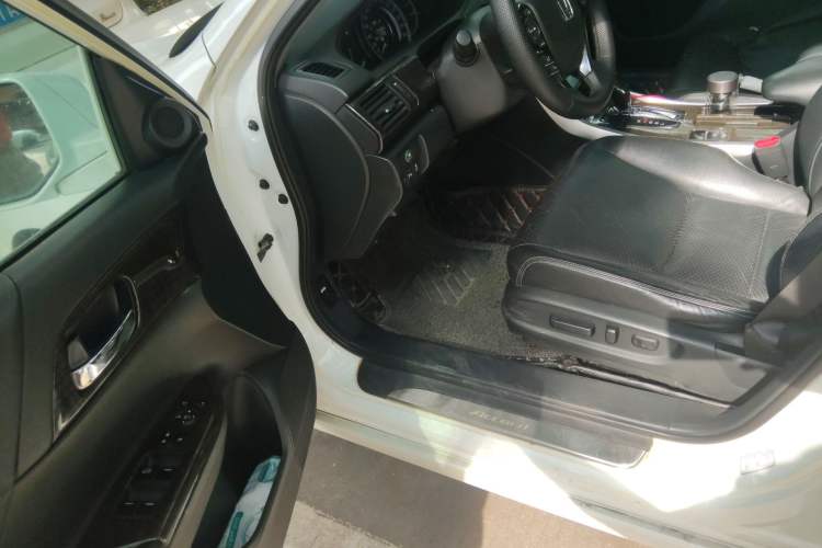 Used Honda Accord 2014 2.4L LX Comfort Edition Driver Seat