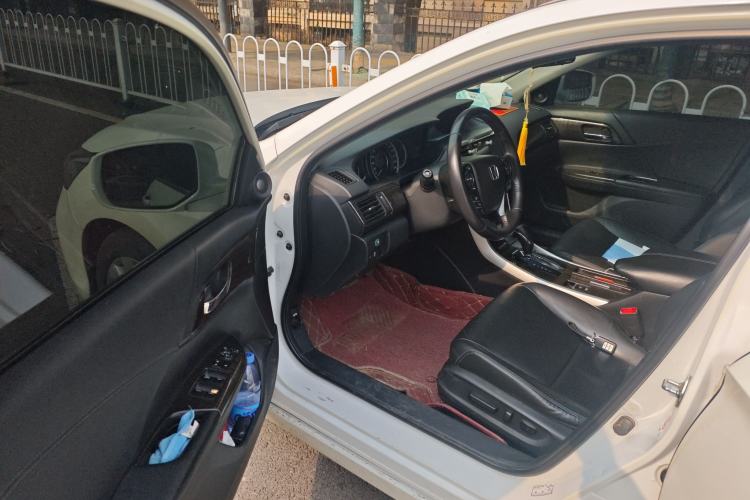 Used Honda Accord 2014 2.4L EX Luxury Edition Driver Seat
