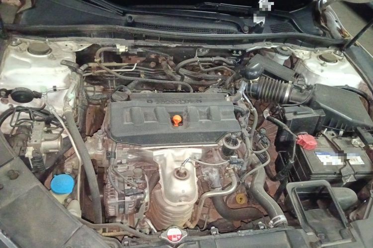 Used Honda Accord 2014 2.0L EX Luxury Edition Engine Bay
