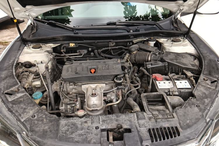 Used Honda Accord 2014 2.0L LX Comfort Edition Engine Bay