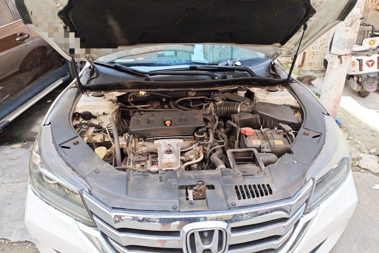 Used Honda Accord 2014 2.0L LX Comfort Edition Engine Bay