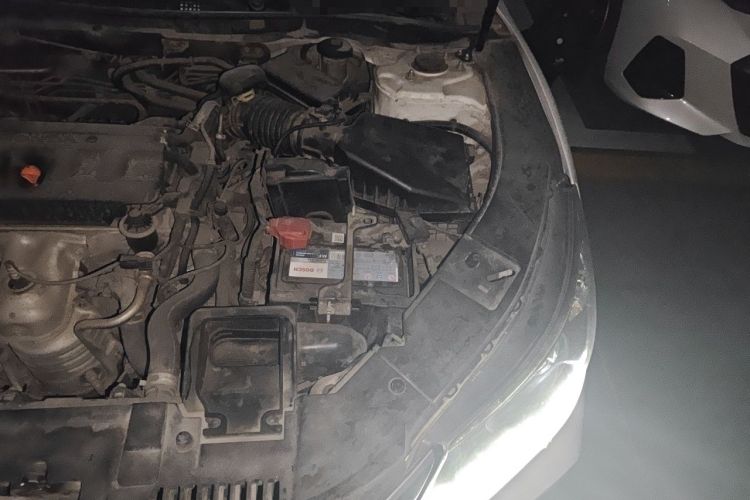 Used Honda Accord 2014 2.0L EX Luxury Edition Engine Bay Left