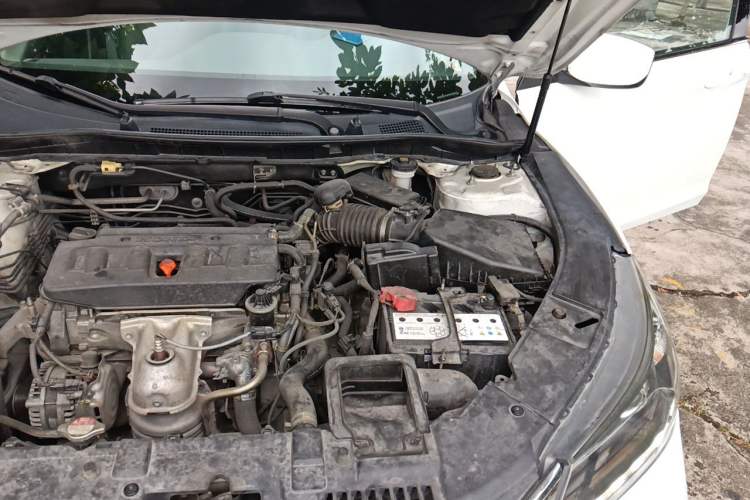 Used Honda Accord 2014 2.0L LX Comfort Edition Engine Bay Left