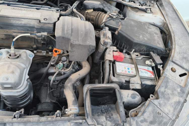 Used Honda Accord 2014 2.4L LX Comfort Edition Engine Bay Left