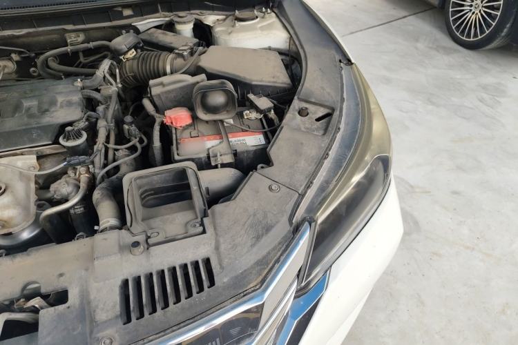 Used Honda Accord 2014 2.0L LX Comfort Edition Engine Bay Left