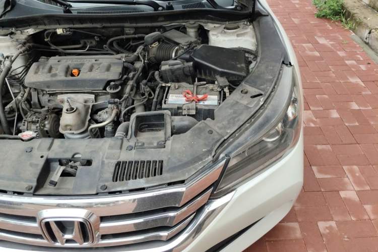 Used Honda Accord 2014 2.0L EX Luxury Edition Engine Bay Left