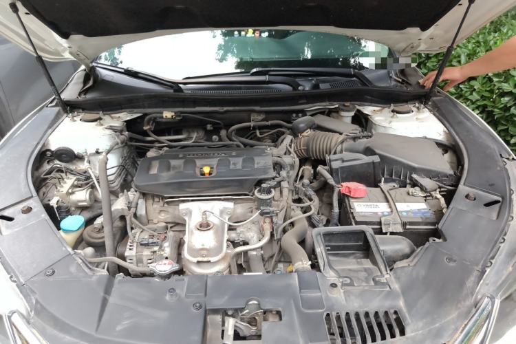 Used Honda Accord 2014 2.0L LX Comfort Edition Engine Bay