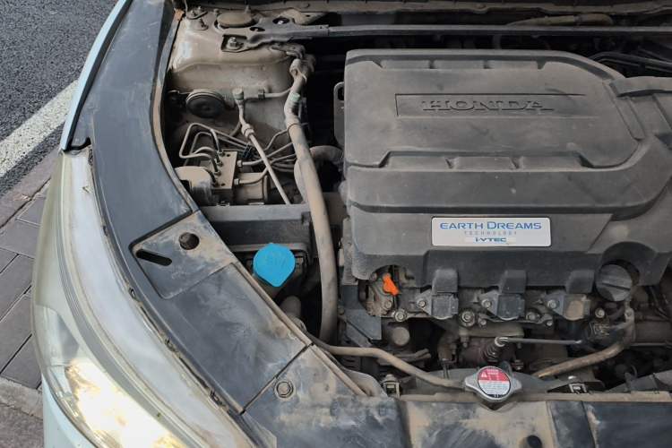 Used Honda Accord 2014 3.0L EXLN Flagship Edition Engine Bay Right