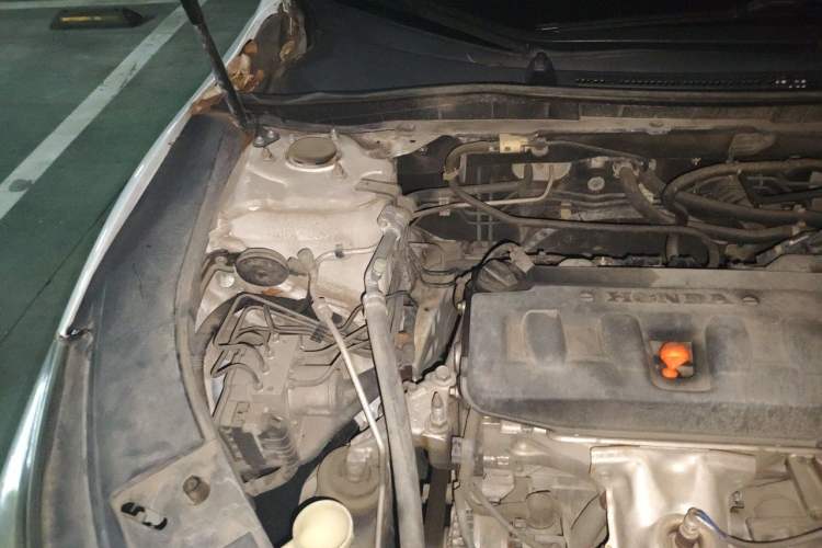 Used Honda Accord 2014 2.0L LX Comfort Edition Engine Bay Right