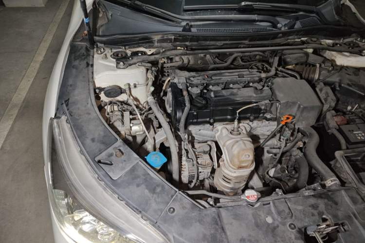 Used Honda Accord 2014 2.4L EX Luxury Edition Engine Bay Right