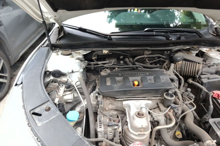 Used Honda Accord 2014 2.0L LX Comfort Edition Engine Bay Right