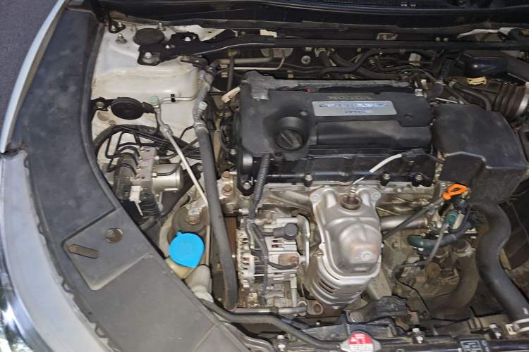 Used Honda Accord 2014 2.4L EX Luxury Edition Engine Bay Right