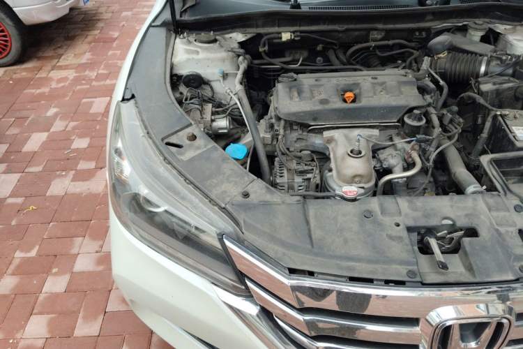 Used Honda Accord 2014 2.0L EX Luxury Edition Engine Bay Right