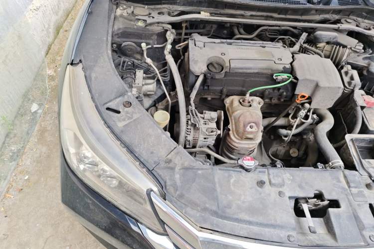 Used Honda Accord 2014 2.4L EX Luxury Edition Engine Bay Right