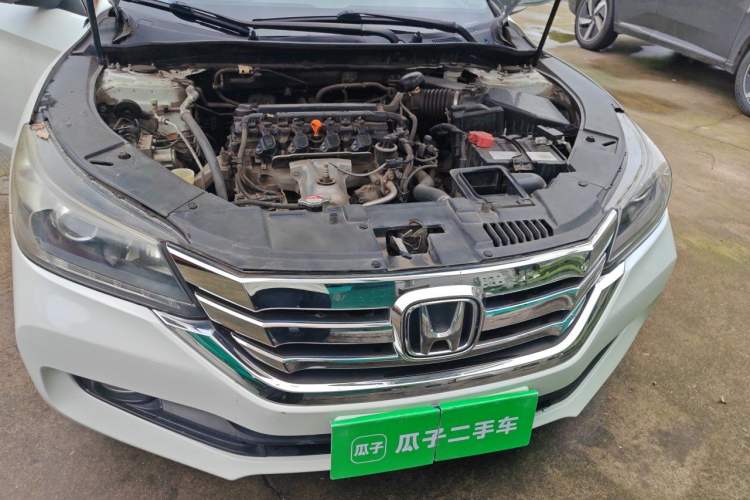 Used Honda Accord 2014 2.0L EX Luxury Edition Engine Bay