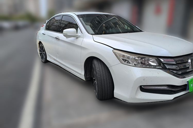 Used Honda Accord 2014 3.0L EXLN Flagship Edition Front Right 45 Deg