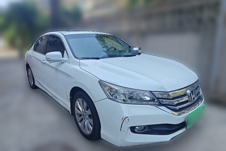 Used Honda Accord 2014 2.4L EXN Luxury Navigation Edition Front Right 45 Deg