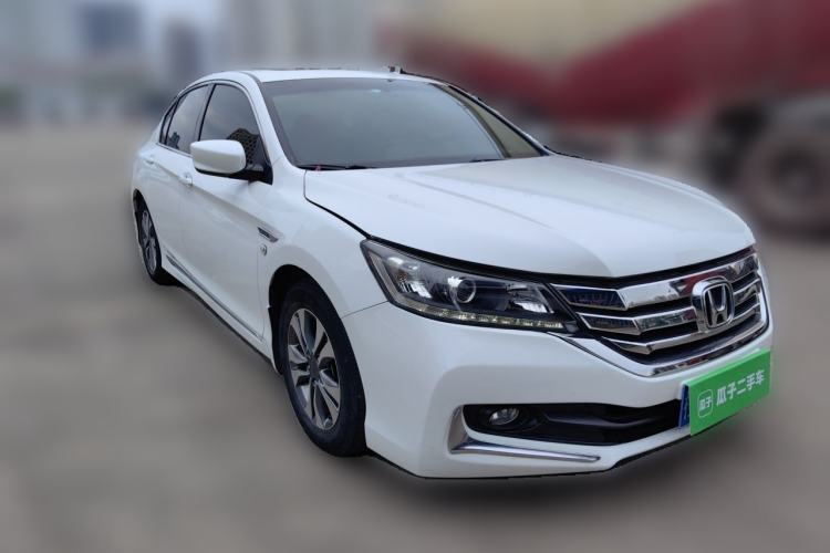 Used Honda Accord 2014 2.0L LX Comfort Edition Front Right 45 Deg
