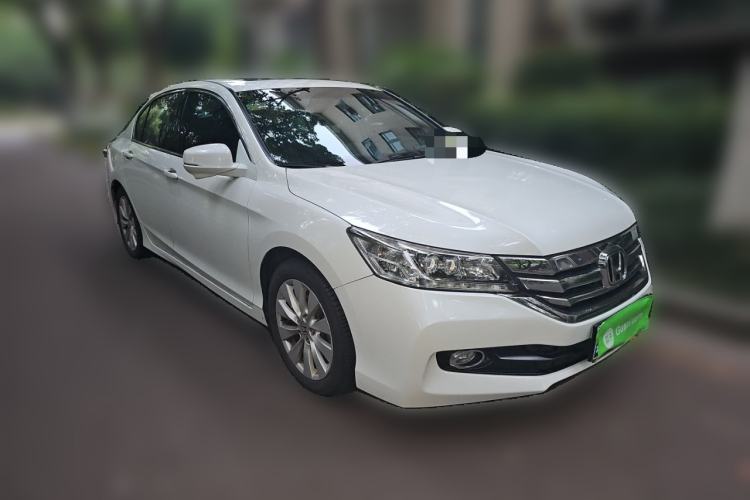 Used Honda Accord 2014 2.4L EX Luxury Edition Front Right 45 Deg