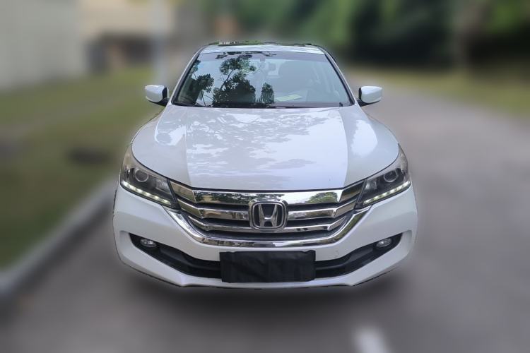 Used Honda Accord 2014 2.0L EX Luxury Edition Front