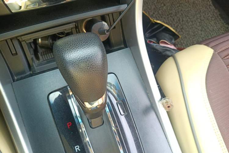 Used Honda Accord 2014 2.0L LX Comfort Edition Gear Lever
