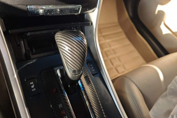 Used Honda Accord 2014 2.0L EX Luxury Edition Gear Lever