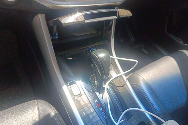Used Honda Accord 2014 2.4L EX Luxury Edition Gear Lever