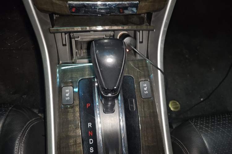 Used Honda Accord 2014 2.4L EX Luxury Edition Gear Lever