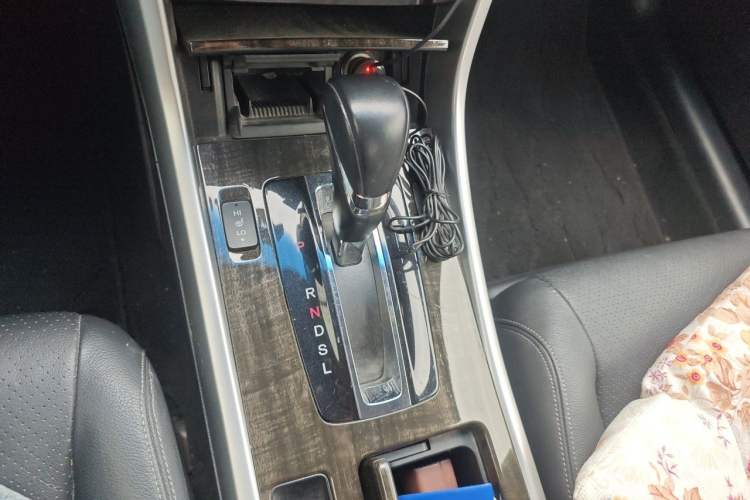 Used Honda Accord 2014 2.4L EX Luxury Edition Gear Lever