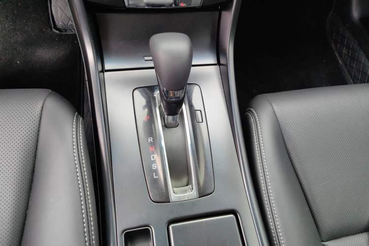 Used Honda Accord 2014 2.0L LX Comfort Edition Gear Lever