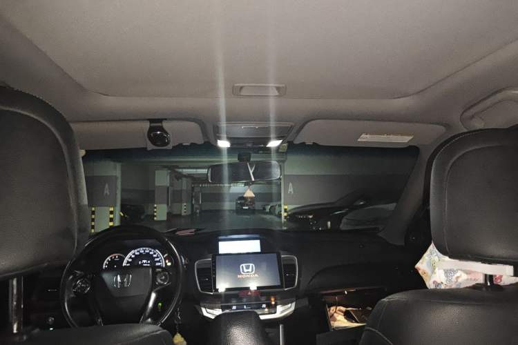 Used Honda Accord 2014 2.0L EX Luxury Edition Headliner