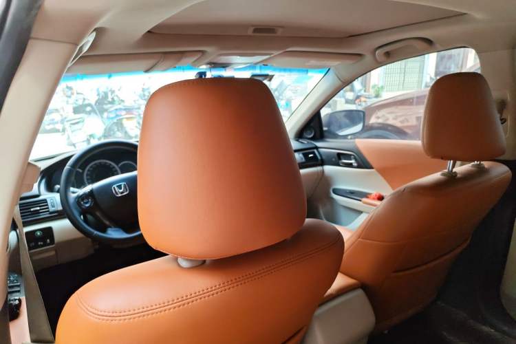 Used Honda Accord 2014 2.0L LX Comfort Edition Headliner