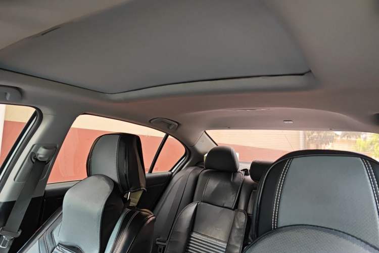 Used Honda Accord 2014 2.4L EXN Luxury Navigation Edition Headliner