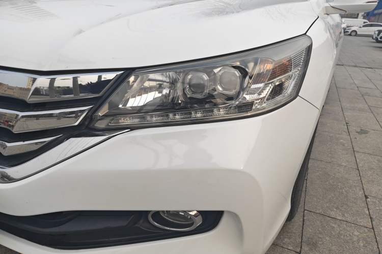 Used Honda Accord 2014 2.4L EXN Luxury Navigation Edition Left Front Headlight