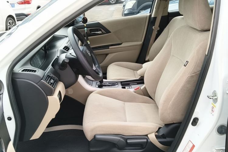 Used Honda Accord 2014 2.0L LX Comfort Edition Left Front Seat