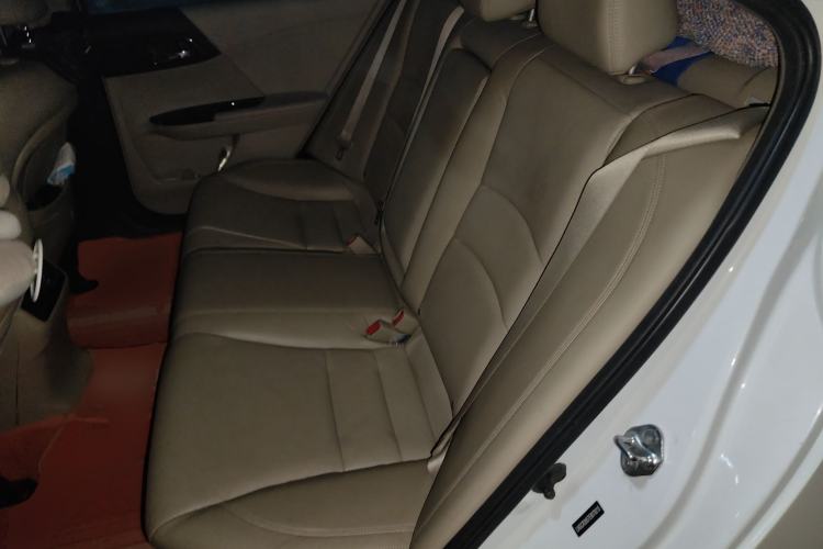 Used Honda Accord 2014 2.4L EX Luxury Edition Left Rear Seat