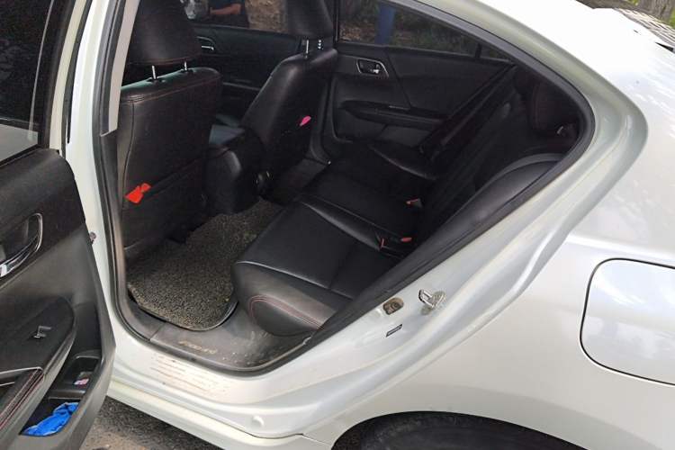 Used Honda Accord 2014 2.0L LX Comfort Edition Left Rear Seat