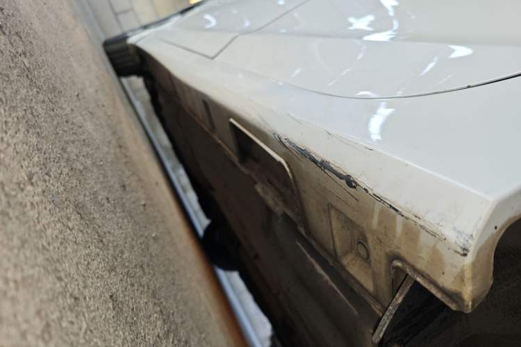 Used Honda Accord 2014 2.0L EX Luxury Edition Left Side Sill