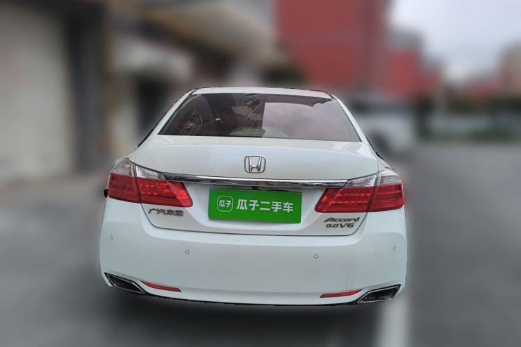 Used Honda Accord 2014 3.0L EXLN Flagship Edition Rear
