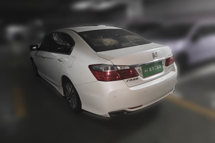 Used Honda Accord 2014 2.0L EX Luxury Edition Rear Left 45 Deg