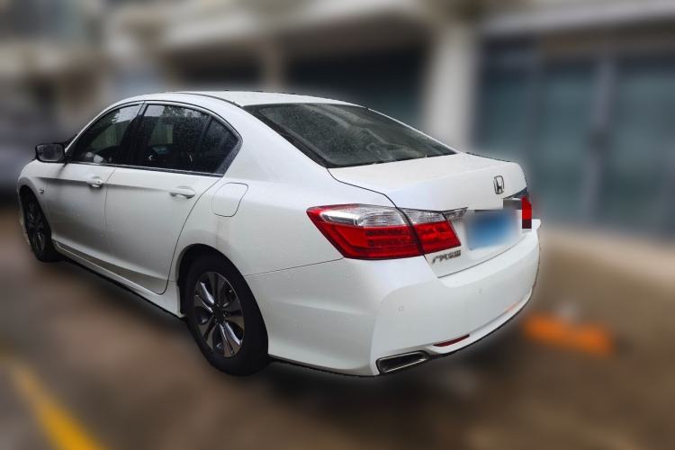 Used Honda Accord 2014 2.0L EX Luxury Edition Rear Left 45 Deg
