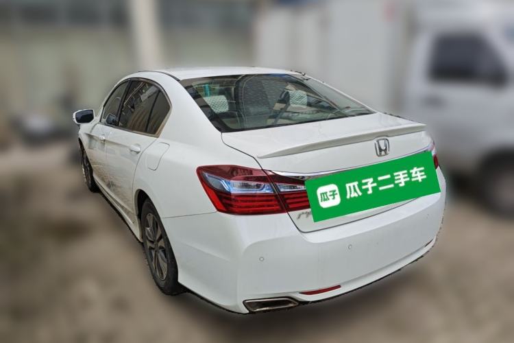 Used Honda Accord 2014 2.0L LX Comfort Edition Rear Left 45 Deg