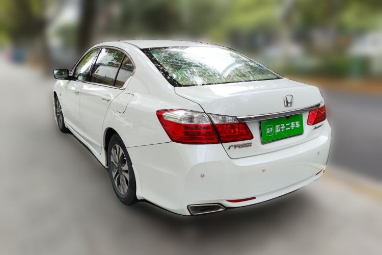 Used Honda Accord 2014 2.0L LX Comfort Edition Rear Left 45 Deg