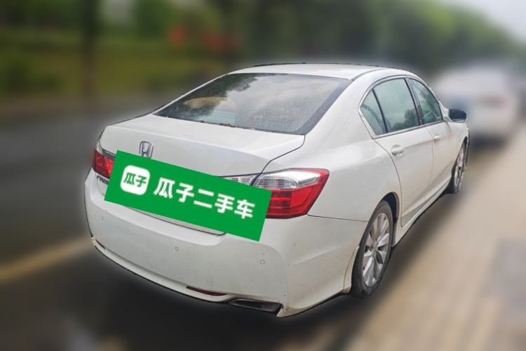 Used Honda Accord 2014 2.4L LX Comfort Edition Rear Right 45 Deg