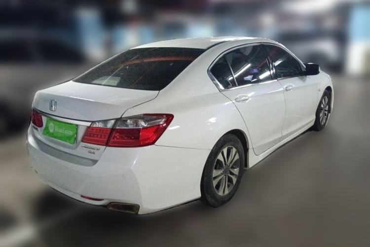 Used Honda Accord 2014 2.0L EX Luxury Edition Rear Right 45 Deg