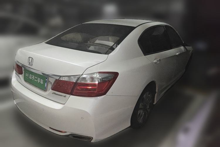 Used Honda Accord 2014 2.0L EX Luxury Edition Rear Right 45 Deg