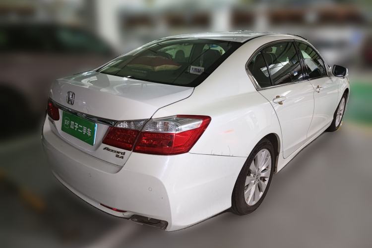Used Honda Accord 2014 2.4L EXN Luxury Navigation Edition Rear Right 45 Deg