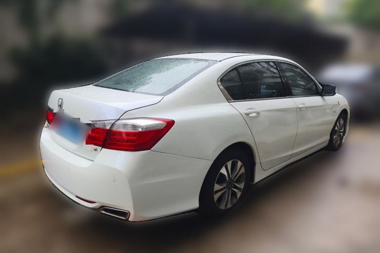 Used Honda Accord 2014 2.0L EX Luxury Edition Rear Right 45 Deg