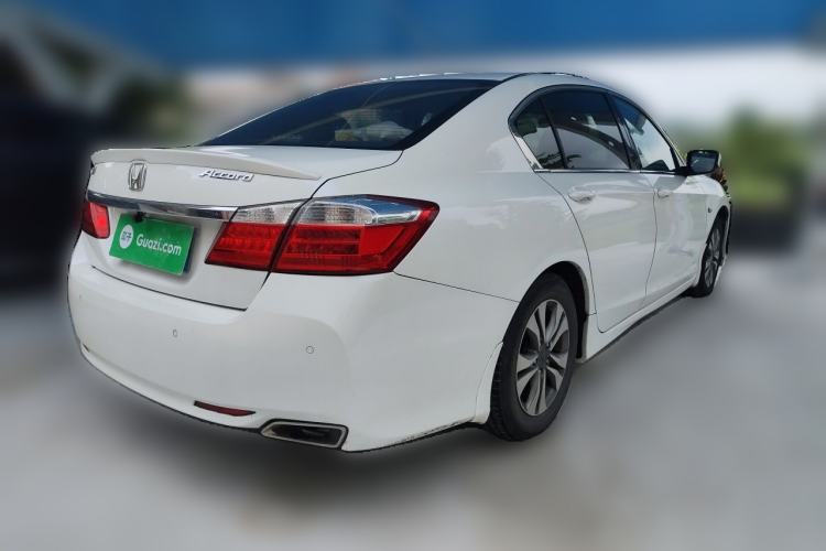 Used Honda Accord 2014 2.0L LX Comfort Edition Rear Right 45 Deg